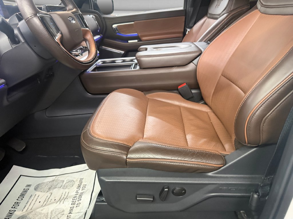 Used 2025 Ford Expedition Max King Ranch AWD/4WD image 12
