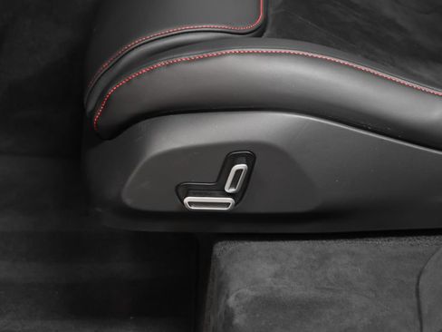 Certified 2025 Ferrari Purosangue AWD/4WD image 78