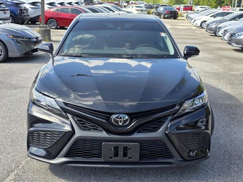Used 2024 Toyota Camry SE image 4