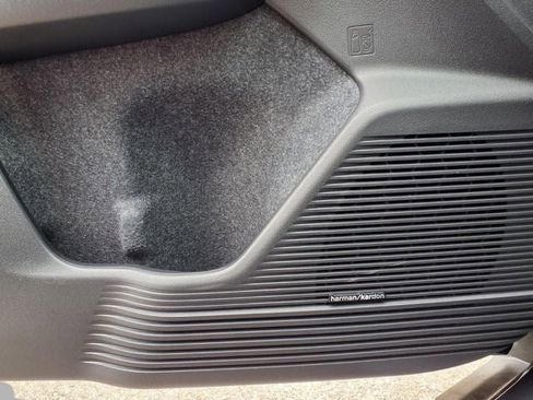 New 2026 Subaru Outback Touring image 39