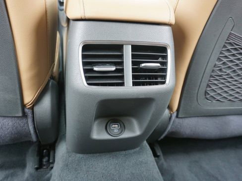 Used 2020 Hyundai Sonata Limited image 33