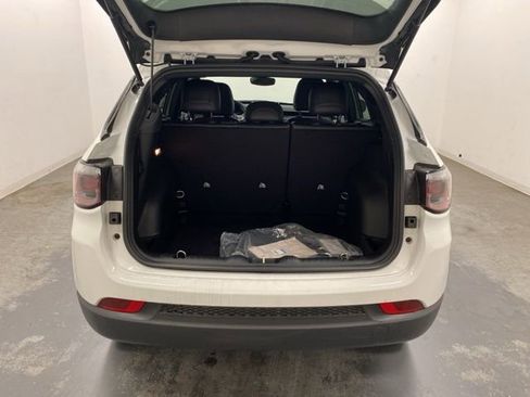 Used 2026 Jeep Compass Latitude w/ Quick Order Package 29K image 26