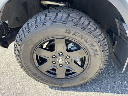 Used 2024 Ford Bronco Black Diamond AWD/4WD image 11