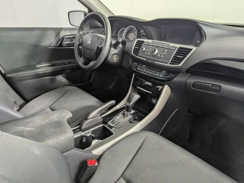 Used 2016 Honda Accord LX image 23
