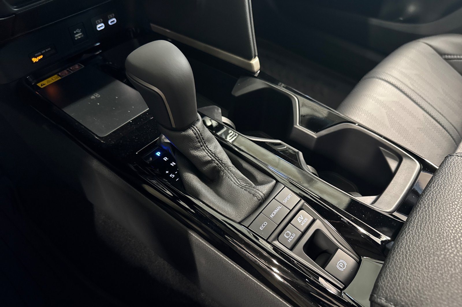 New 2026 Toyota Camry XSE w/ Premium Package FWD image 25