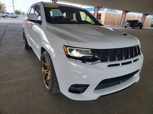 Used 2017 Jeep Grand Cherokee SRT AWD/4WD image 6