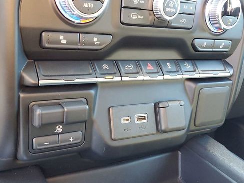 Certified 2021 GMC Sierra 1500 Elevation w/ LPO, Elevation Black Package image 26