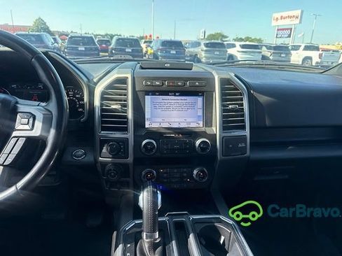 Used 2019 Ford F150 Platinum w/ Equipment Group 701A Luxury AWD/4WD image 10