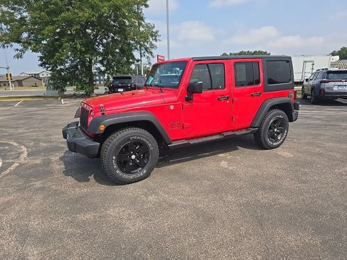 Used 2018 Jeep Wrangler Unlimited Sport S AWD/4WD image 4