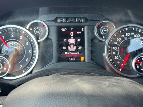 New 2026 RAM 1500 Express RWD image 22