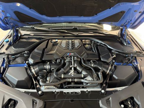 Used 2025 BMW M8 Competition w/ M Carbon Exterior Package AWD/4WD image 36