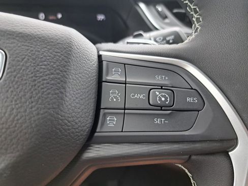 New 2026 Jeep Grand Cherokee Laredo image 13