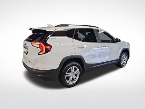 Used 2023 GMC Terrain SLE w/ Driver Convenience Package AWD/4WD image 5