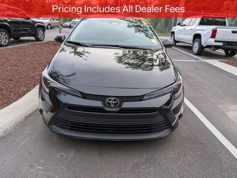 Certified 2026 Toyota Corolla LE FWD image 2