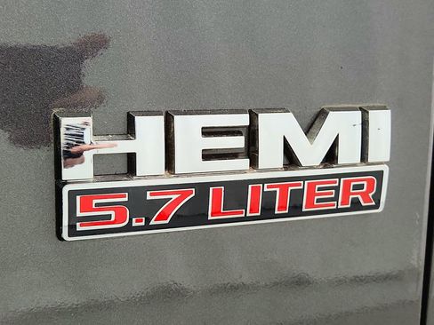 Used 2017 RAM 1500 ST w/ SXT Appearance Group image 34