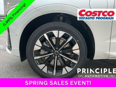New 2026 Volvo XC60 T8 Plus w/ Protection Package Premier AWD/4WD image 9
