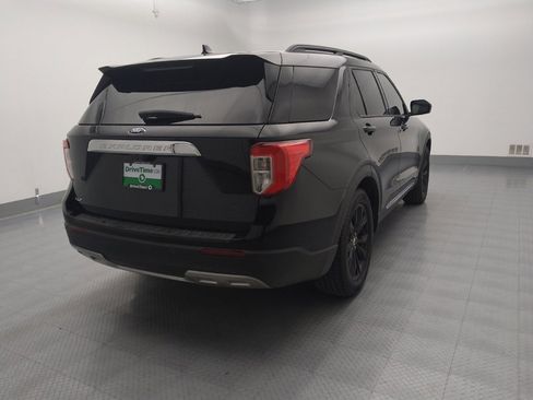 Used 2020 Ford Explorer XLT w/ Equipment Group 202A image 9