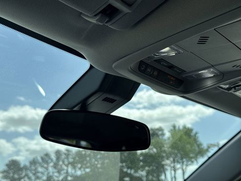 Used 2024 Chevrolet Equinox LT w/ LPO, Floor Liner Package image 27