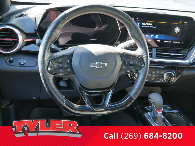 Used 2024 Chevrolet Trax RS w/ Sunroof Package FWD image 42