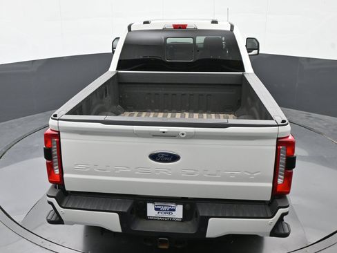 Used 2024 Ford F250 Lariat w/ Lariat Ultimate Package AWD/4WD image 33