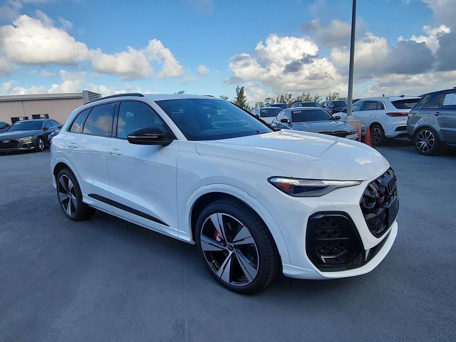 New 2026 Audi SQ5 Premium Plus AWD/4WD image 8