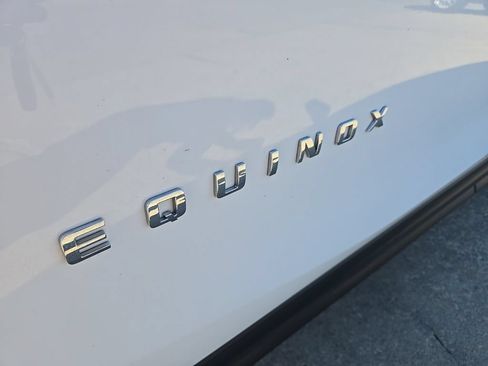 Used 2023 Chevrolet Equinox Premier AWD/4WD image 17