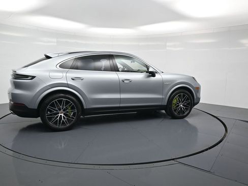 New 2026 Porsche Cayenne E-Hybrid Coupe image 28