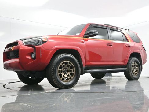 Used 2023 Toyota 4Runner 40th Anniversary SE AWD/4WD image 46