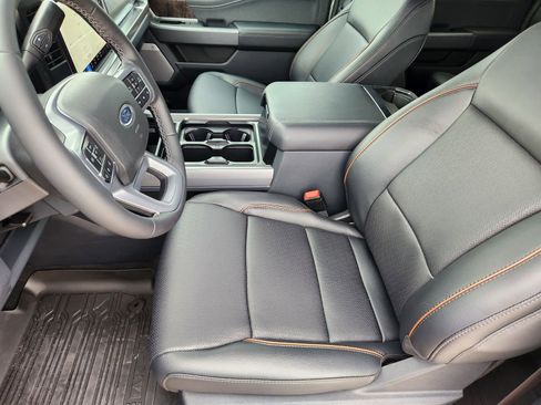 New 2026 Ford F250 Lariat w/ FX4 Off-Road Package AWD/4WD image 13