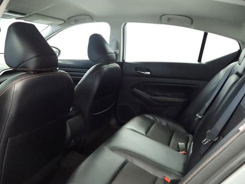 Used 2022 Nissan Altima 2.5 SR FWD image 23