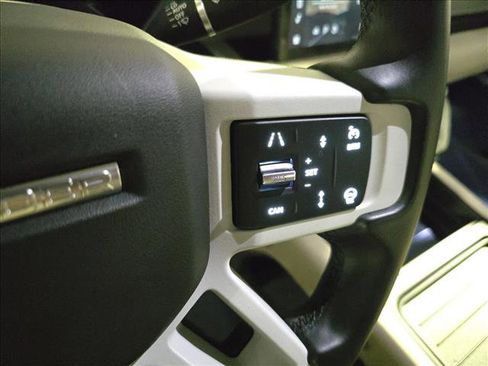 Used 2024 Land Rover Defender 110 X-Dynamic SE image 21