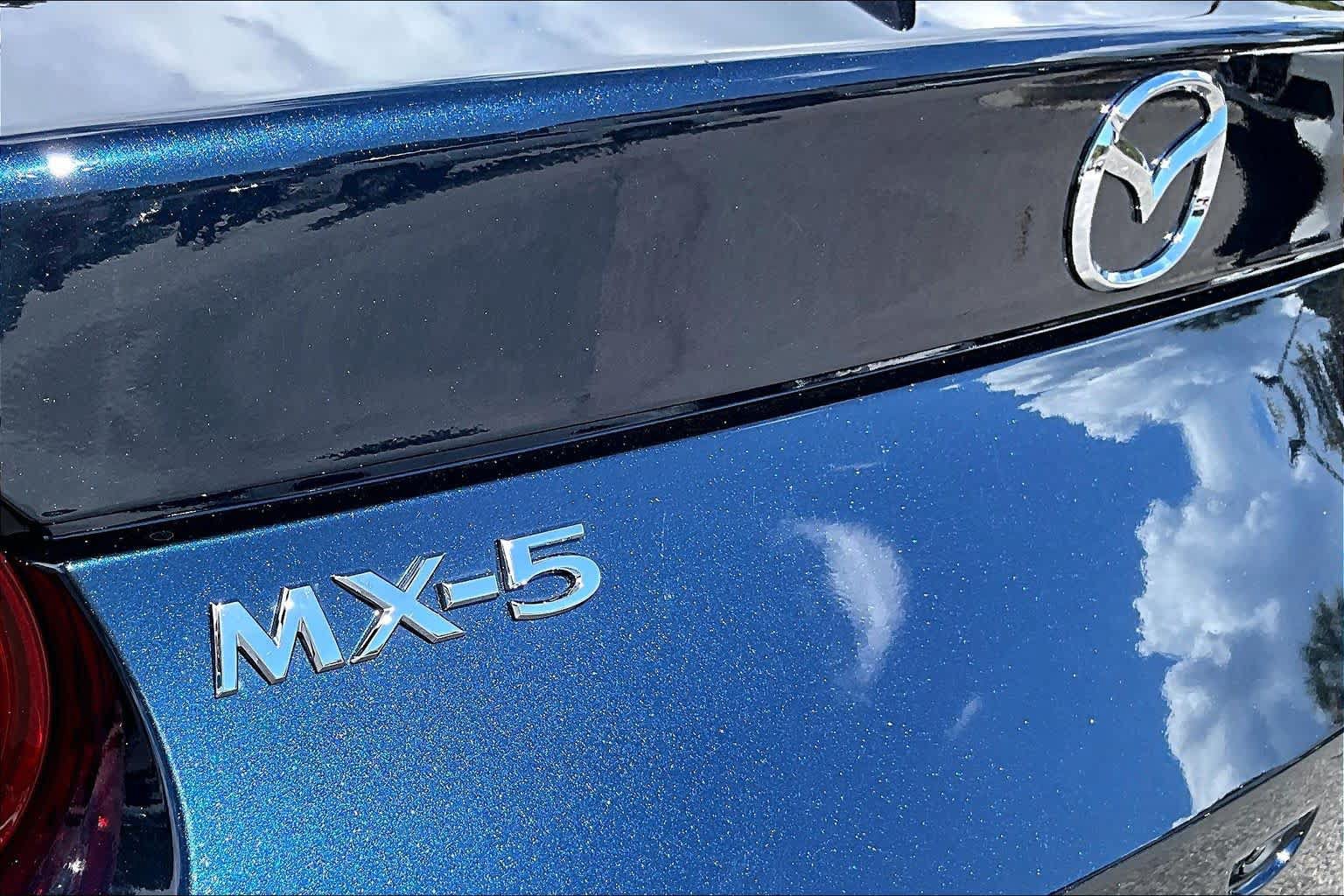 Used 2025 MAZDA MX-5 Miata RF Grand Touring RWD image 29