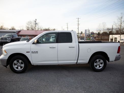 Used 2016 RAM 1500 Classic SLT image 9