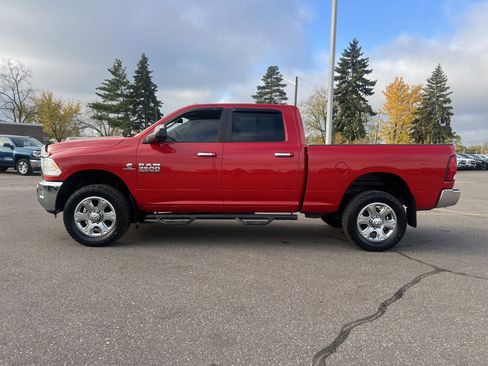 Used 2015 RAM 2500 SLT w/ Luxury Group image 4