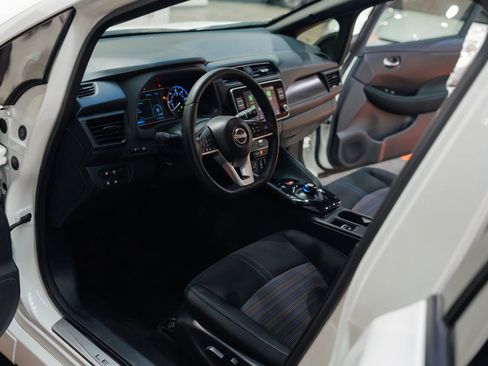 Used 2023 Nissan Leaf SV Plus image 20