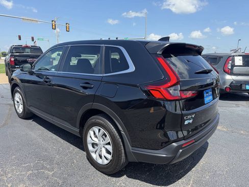Used 2025 Honda CR-V LX image 4