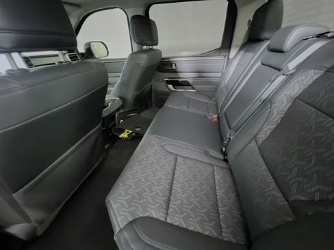 Used 2024 Toyota Tundra Limited image 28