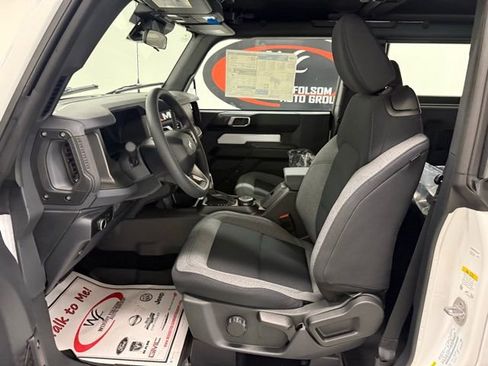 New 2025 Ford Bronco Base image 10