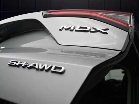 Used 2025 Acura MDX SH-AWD w/ Advance Package image 29
