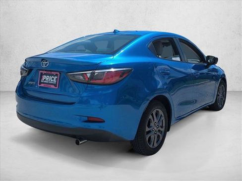 Certified 2019 Toyota Yaris LE FWD image 5