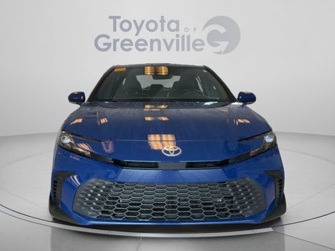 Certified 2025 Toyota Camry SE w/ Convenience Package AWD/4WD image 9