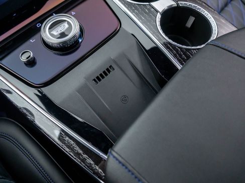 New 2025 Cadillac Escalade IQ Sport 1 w/ LPO, ONYX Package image 28