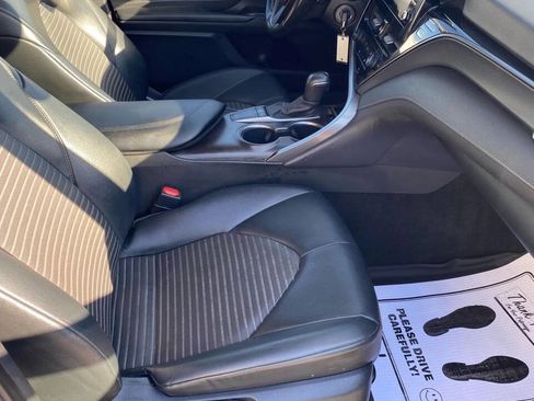 Used 2023 Toyota Camry SE image 25