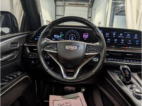 Used 2022 Cadillac Escalade Sport Platinum AWD/4WD image 12