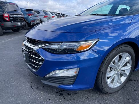 Used 2023 Chevrolet Malibu LT FWD image 34
