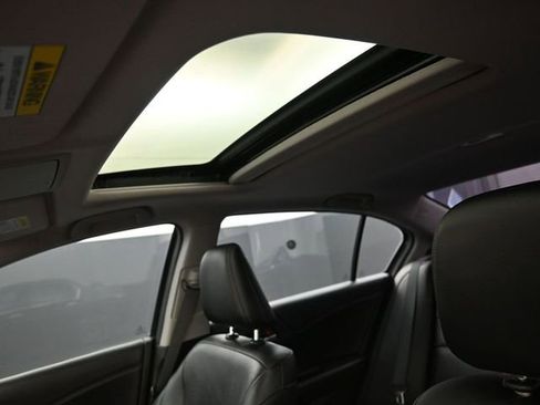 Used 2017 Honda Accord EX-L image 7