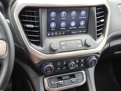 Used 2023 GMC Acadia Denali w/ Denali Technology Package FWD image 38