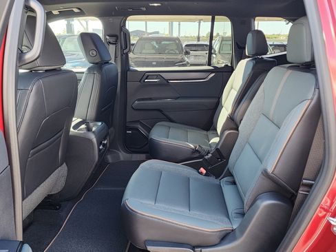 New 2026 GMC Acadia AT4 image 46