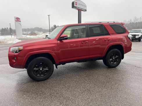 Used 2017 Toyota 4Runner SR5 Premium image 5