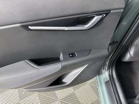 Used 2023 Kia Niro EX Touring FWD image 15